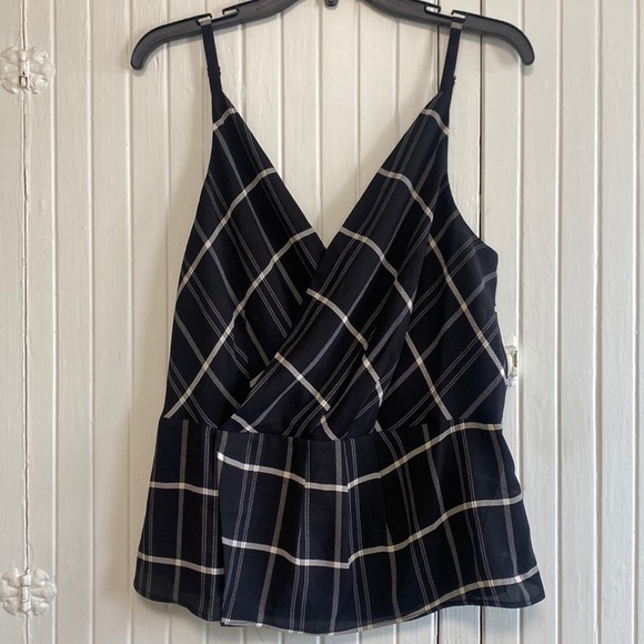 Cabi Fall 2020 Check Crossover Cami - 10 - Picture 1 of 5